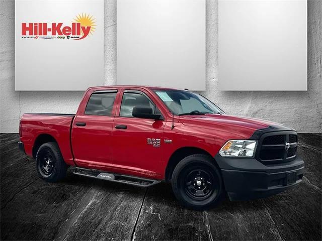 2021 RAM 1500 Classic Tradesman Crew Cab 4x2 57 Box 2021 RAM 1500 Classic Tradesman Crew Cab 4x2 57 Box