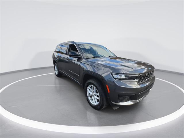 2023 Jeep Grand Cherokee L Laredo 4x4 2023 Jeep Grand Cherokee L Laredo 4x4