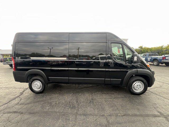 2025 RAM ProMaster 2500 Cargo Van Tradesman High Roof 159 WB w/Pass Seat