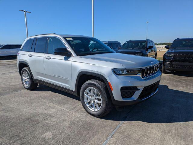 2025 Jeep Grand Cherokee GRAND CHEROKEE LAREDO X 4X2