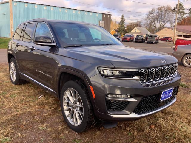 2022 Jeep Grand Cherokee Summit 4x4 2022 Jeep Grand Cherokee Summit 4x4