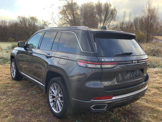 2022 Jeep Grand Cherokee Summit 4x4 2022 Jeep Grand Cherokee Summit 4x4