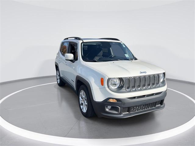 2017 Jeep Renegade Latitude FWD 2017 Jeep Renegade Latitude FWD