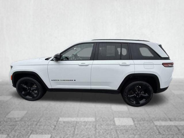 2023 Jeep Grand Cherokee Limited 4x4 2023 Jeep Grand Cherokee Limited 4x4