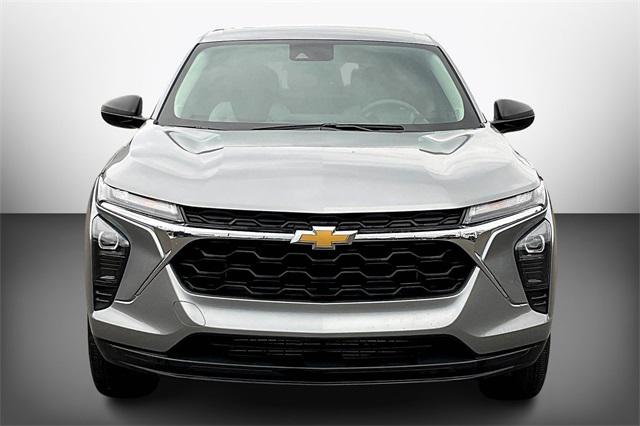 2025 Chevrolet Trax FWD LS
