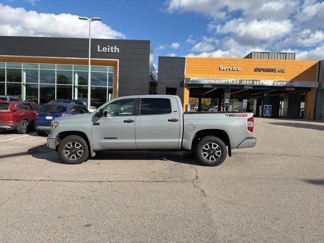 2018 Toyota Tundra SR5 5.7L V8