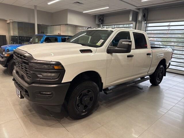 2026 RAM Ram 2500 RAM 2500 TRADESMAN CREW CAB 4X4 64 BOX