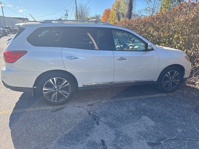2017 Nissan Pathfinder Platinum 2017 Nissan Pathfinder Platinum
