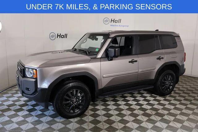 2024 Toyota Land Cruiser Base 2024 Toyota Land Cruiser Base