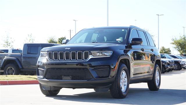 2023 Jeep Grand Cherokee Laredo 4x2 2023 Jeep Grand Cherokee Laredo 4x2