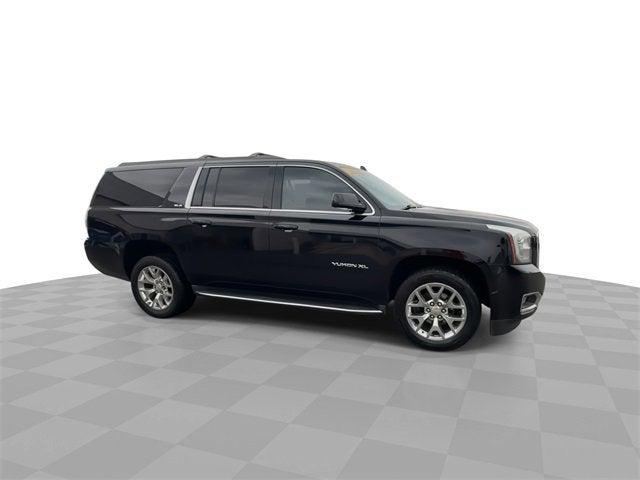 2016 GMC Yukon XL SLE 2016 GMC Yukon XL SLE