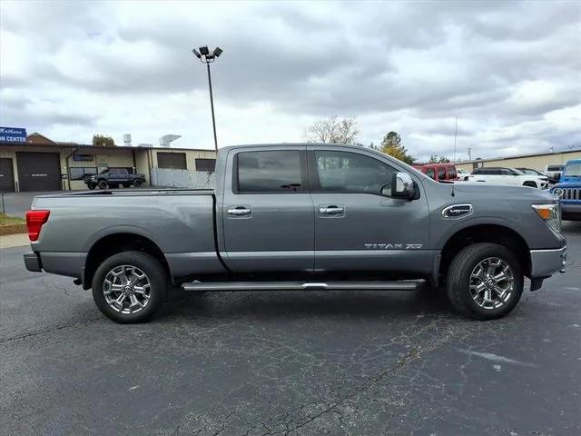 2018 Nissan TITAN XD SL Gas 2018 Nissan TITAN XD SL Gas