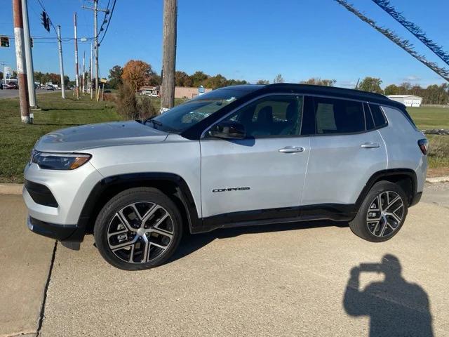 2024 Jeep Compass Limited 4x4 2024 Jeep Compass Limited 4x4