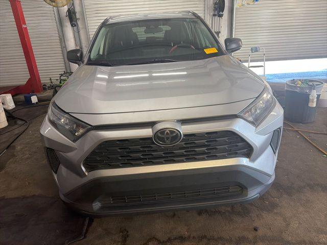 2019 Toyota RAV4 LE 2019 Toyota RAV4 LE