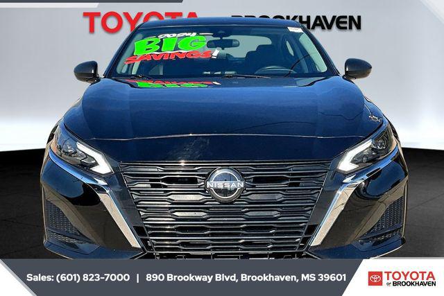 2024 Nissan Altima SV FWD