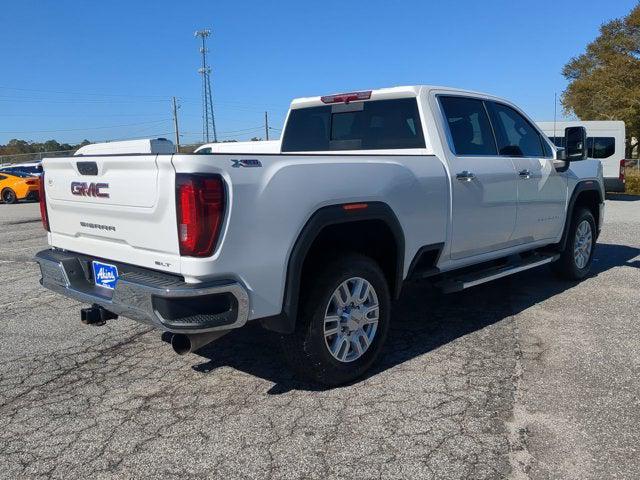 2022 GMC Sierra 2500HD 4WD Crew Cab Standard Bed SLT 2022 GMC Sierra 2500HD 4WD Crew Cab Standard Bed SLT