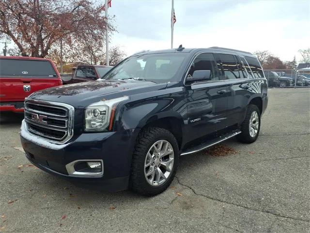 2017 GMC Yukon SLE 2017 GMC Yukon SLE
