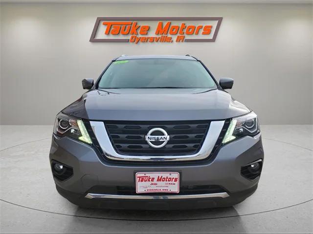 2017 Nissan Pathfinder SL 2017 Nissan Pathfinder SL