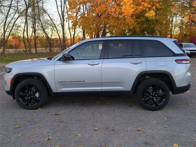 2024 Jeep Grand Cherokee Limited 4x4 2024 Jeep Grand Cherokee Limited 4x4