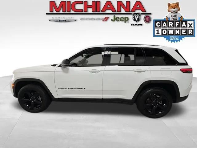 2023 Jeep Grand Cherokee Altitude 4x4 2023 Jeep Grand Cherokee Altitude 4x4