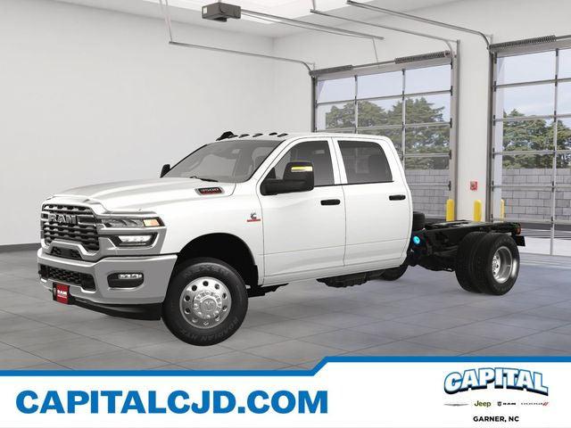 2025 RAM Ram 3500 Chassis Cab RAM 3500 TRADESMAN CREW CAB CHASSIS 4X4 60 CA 2025 RAM Ram 3500 Chassis Cab RAM 3500 TRADESMAN CREW CAB CHASSIS 4X4 60 CA