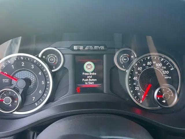 2026 Ram 1500 Lone Star Crew Cab 4x4 57 Box