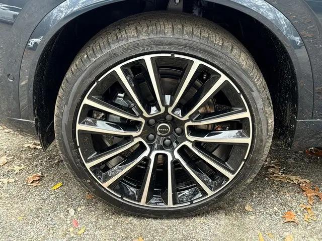 2026 Volvo XC90 Ultra Dark Theme, B6 AWD Gas (mild hybrid), Gasoline, 6 Seats
