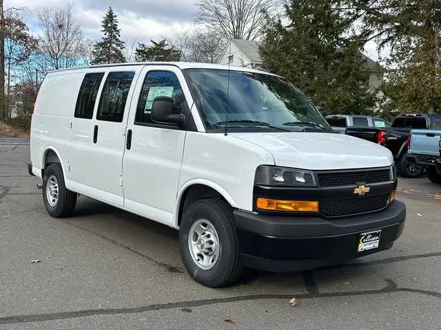 2025 Chevrolet Express Cargo Van RWD 2500 Regular Wheelbase WT