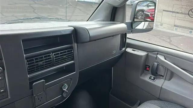 2025 Chevrolet Express Cargo Van RWD 2500 Regular Wheelbase WT