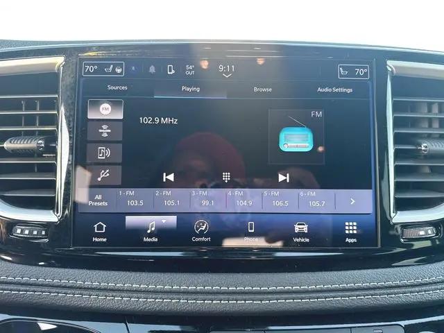 2025 Chrysler Pacifica Hybrid Select