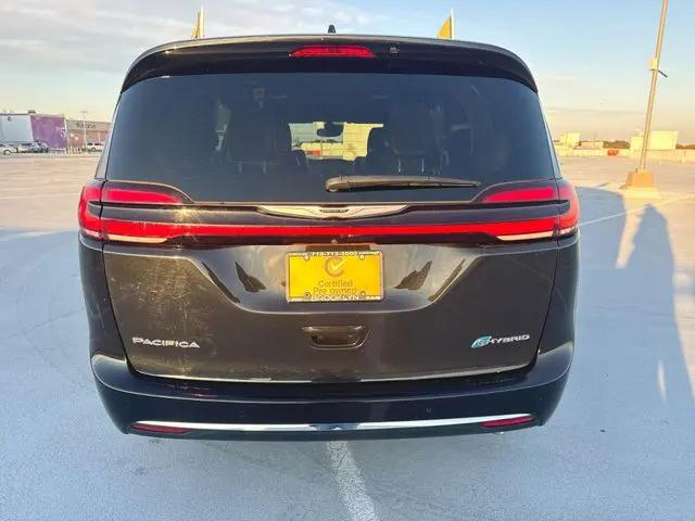 2025 Chrysler Pacifica Hybrid Select