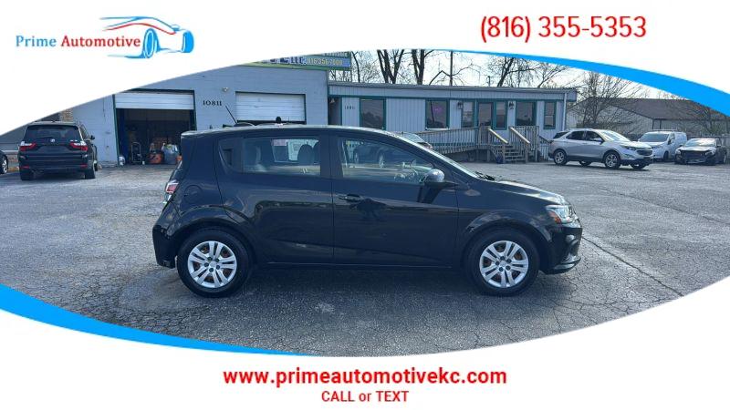 2020 Chevrolet Sonic FWD Hatchback 1FL 5-Door for sale in Raytown, MO