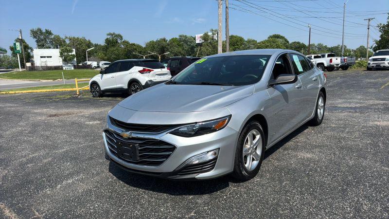 2021 Chevrolet Malibu FWD 1FL