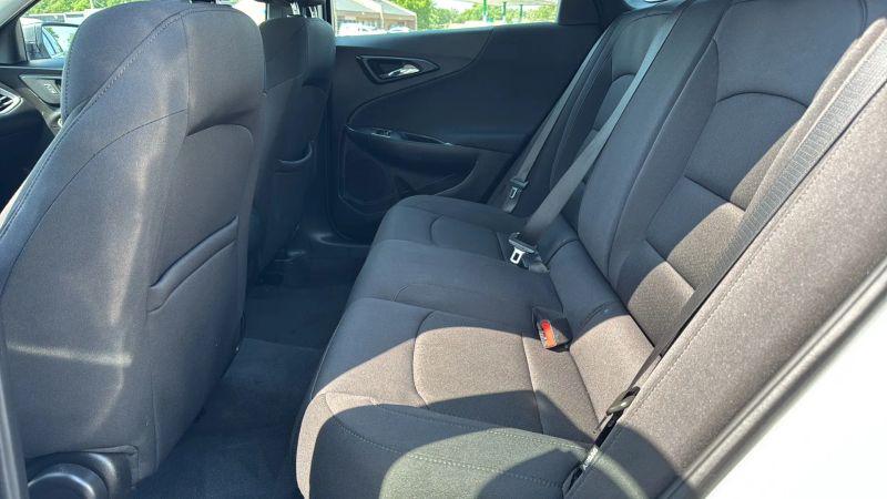 2021 Chevrolet Malibu FWD 1FL