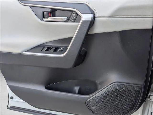 2020 Toyota RAV4 Limited