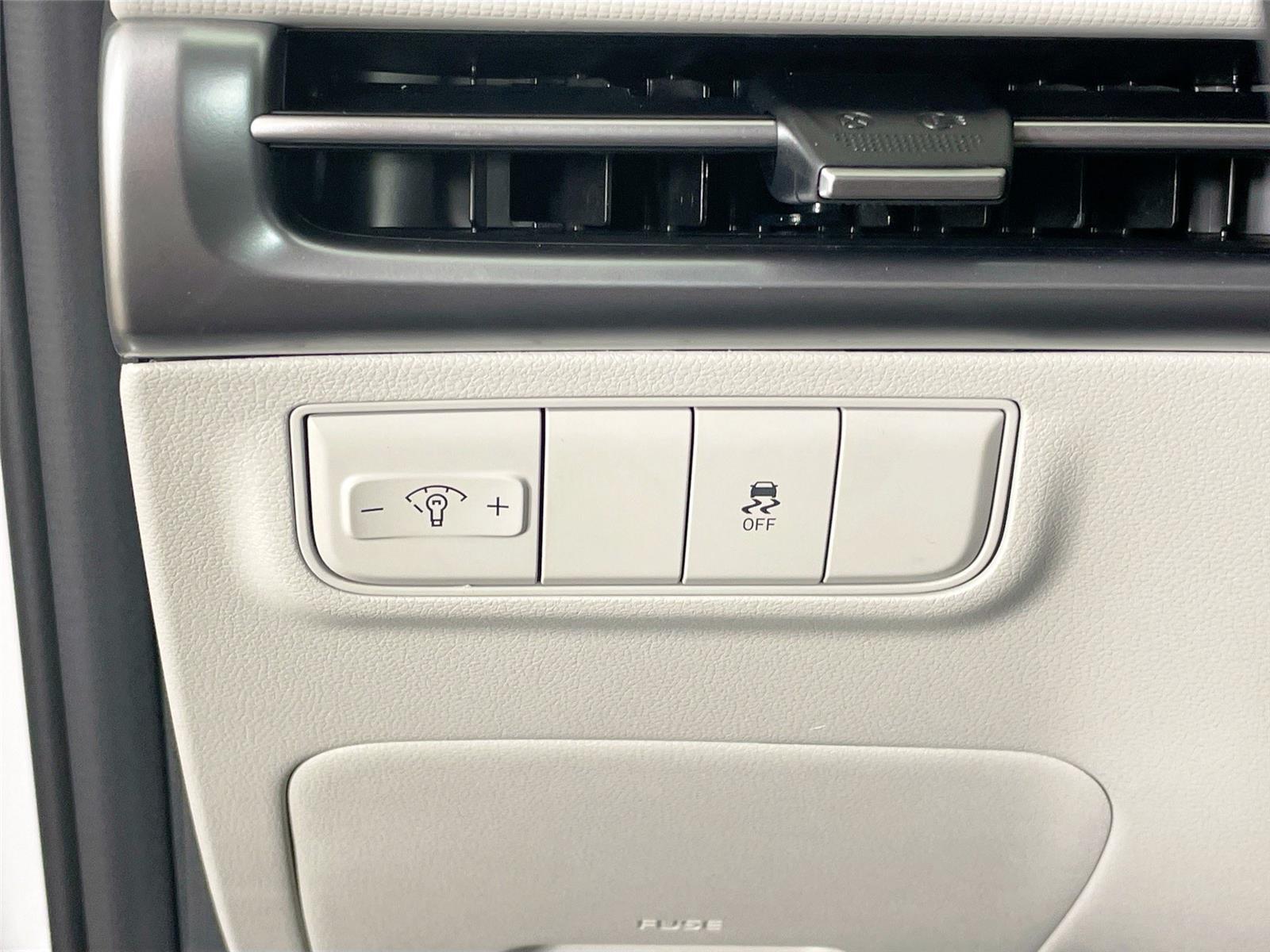 2026 Hyundai Tucson SE - Photo 10