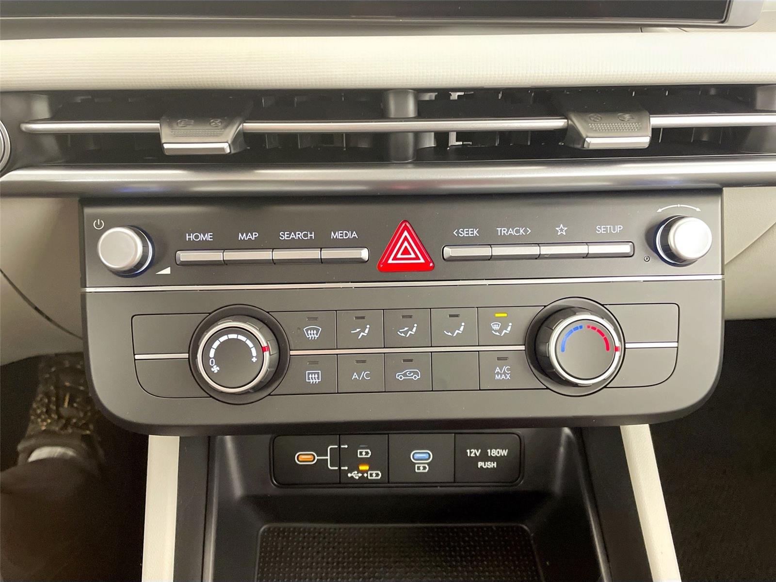 2026 Hyundai Tucson SE - Photo 16