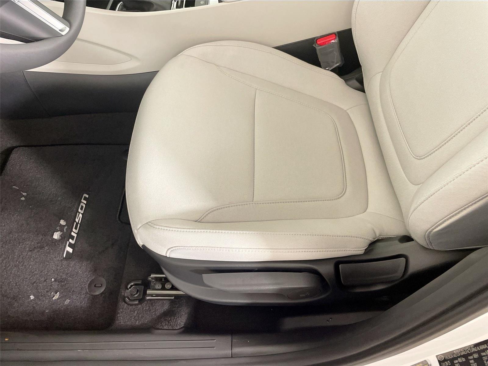 2026 Hyundai Tucson SE - Photo 19