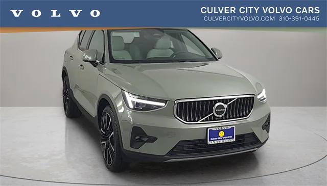 2025 Volvo XC40 B5 Ultra Bright Theme for sale in Culver City, CA