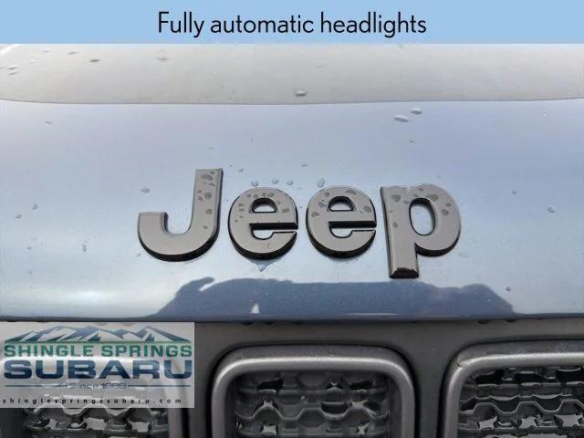 2023 Jeep Renegade Trailhawk 4x4