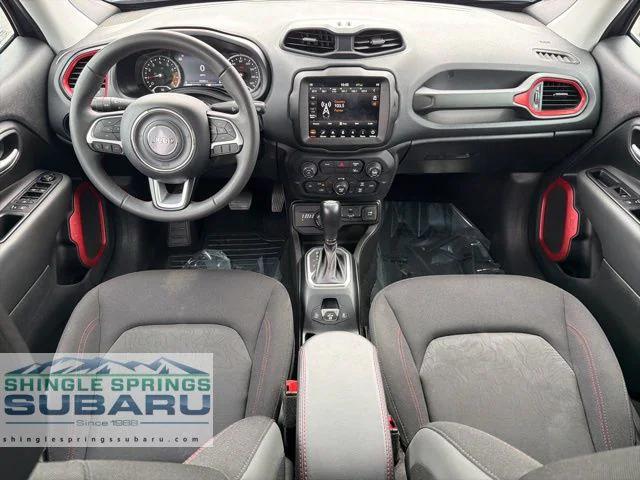2023 Jeep Renegade Trailhawk 4x4