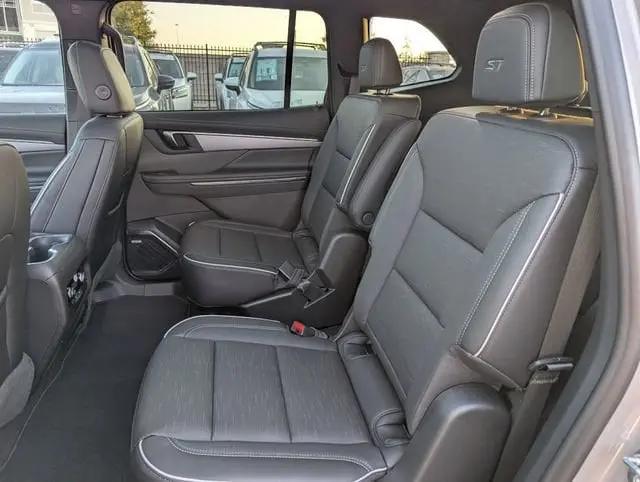 2026 Buick Enclave Sport Touring FWD