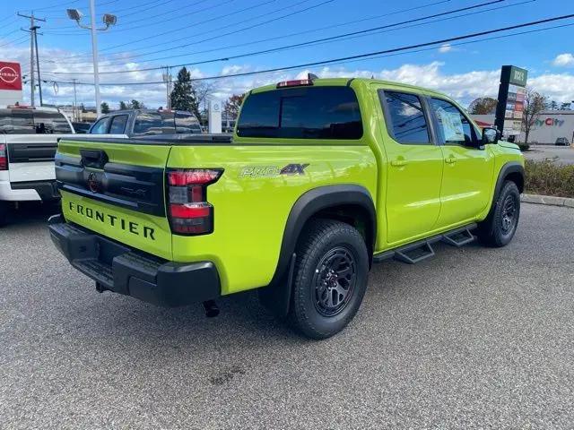 2026 Nissan Frontier Crew Cab PRO-4X 4x4