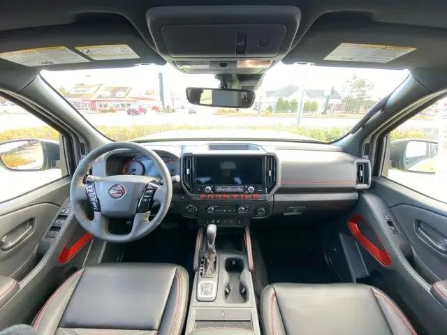 2026 Nissan Frontier Crew Cab PRO-4X 4x4