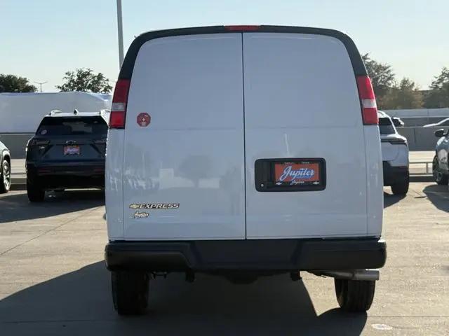 2025 Chevrolet Express Cargo Van RWD 2500 Regular Wheelbase WT