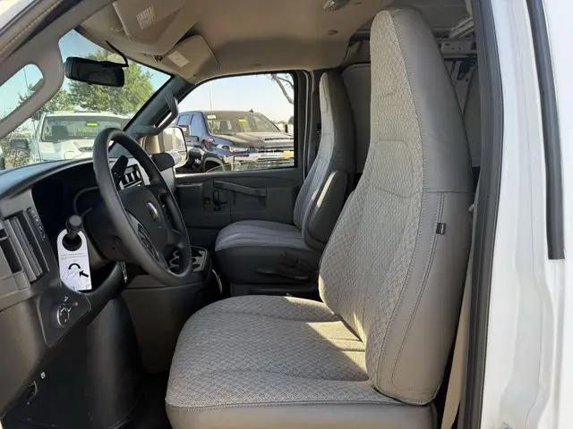 2025 Chevrolet Express Cargo Van RWD 2500 Regular Wheelbase WT