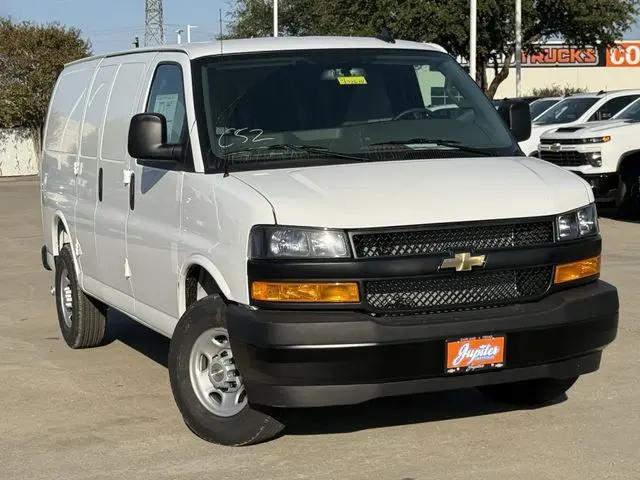 2025 Chevrolet Express Cargo Van RWD 2500 Regular Wheelbase WT