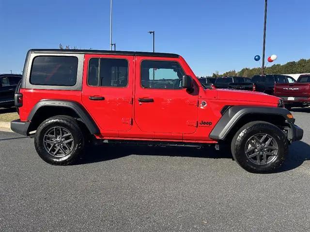 2025 Jeep Wrangler 4-Door Summit 4x4