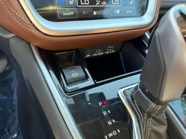 2025 Subaru Outback Touring XT