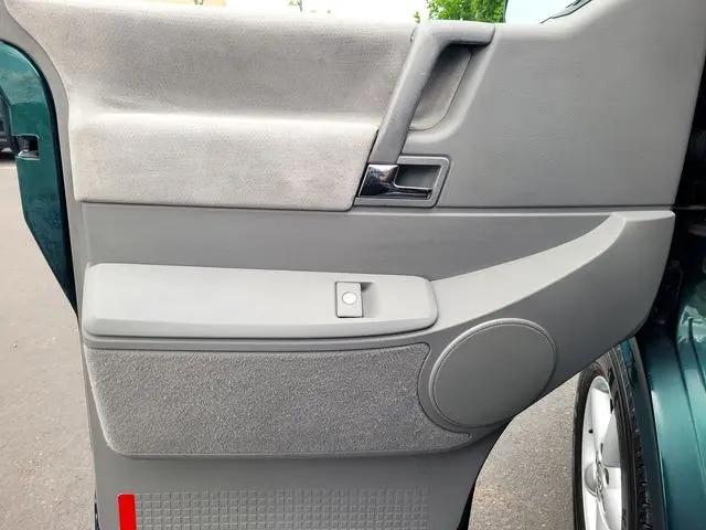 2003 Volkswagen EuroVan MV